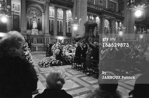 coco chanel died|coco chanel funeral.